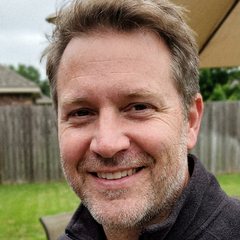 Dan R.